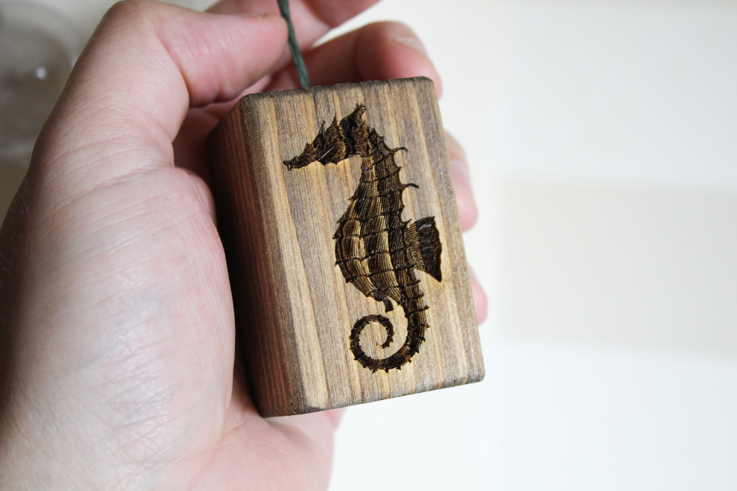 Seahorse Light Pull image 2