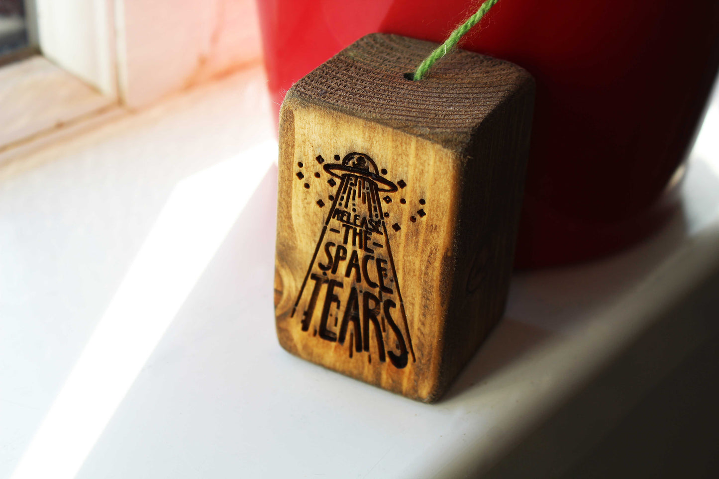 Release The Space Tears Light Pull image 3