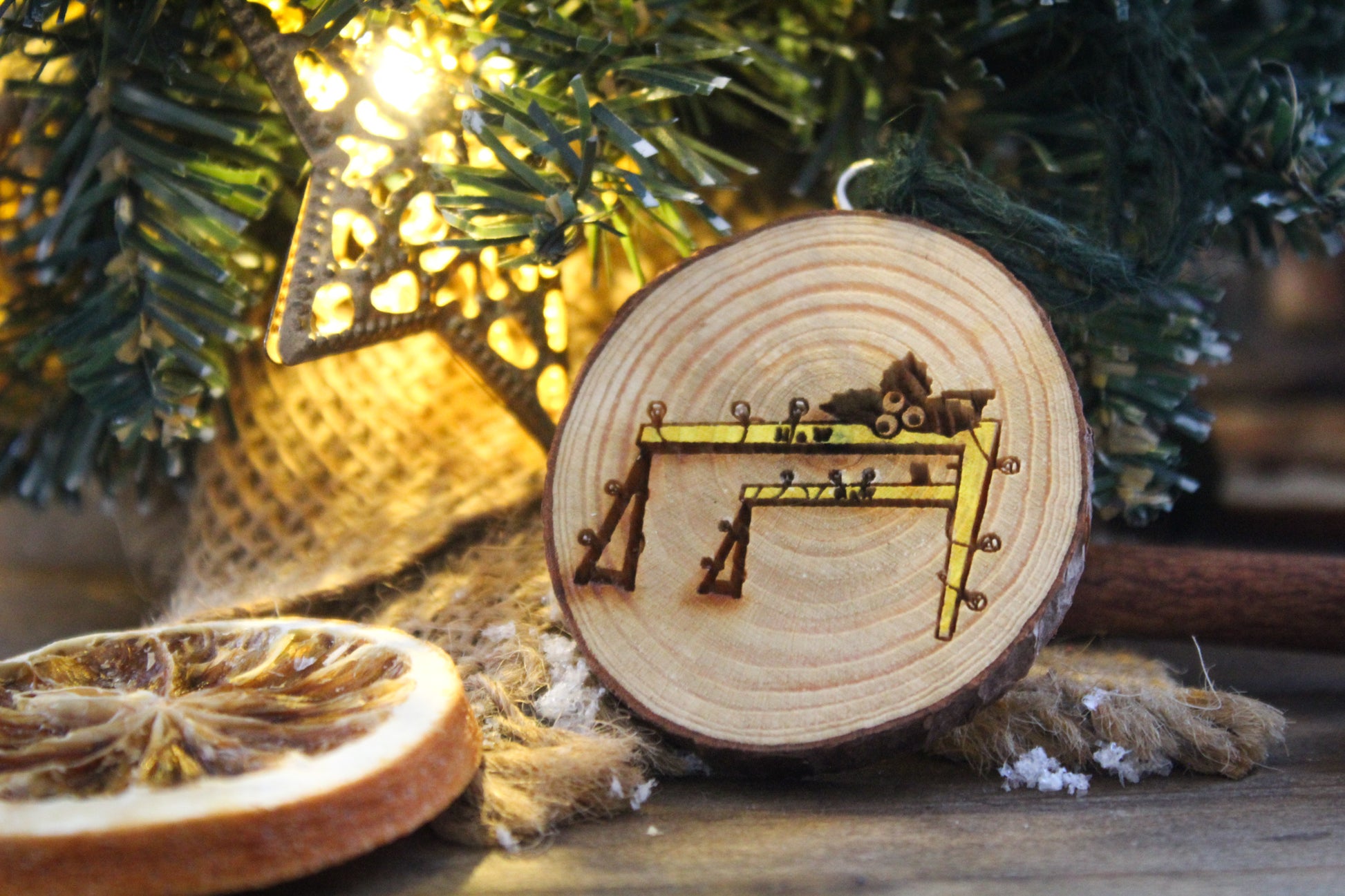 Harland & Wolff Bauble image 0