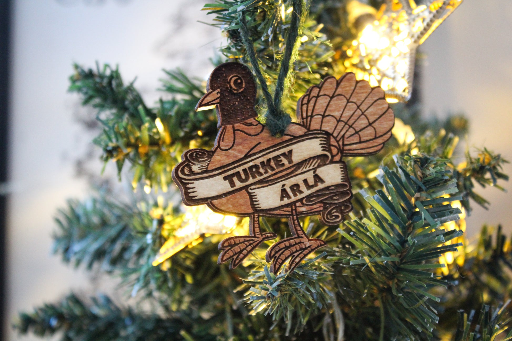 Turkey Ár Lá Bauble image 2