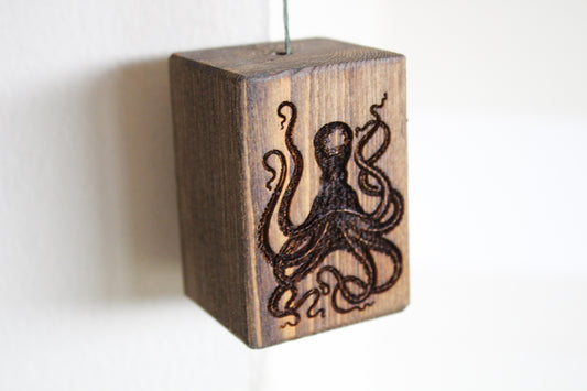 Octopus Light Pull image 0