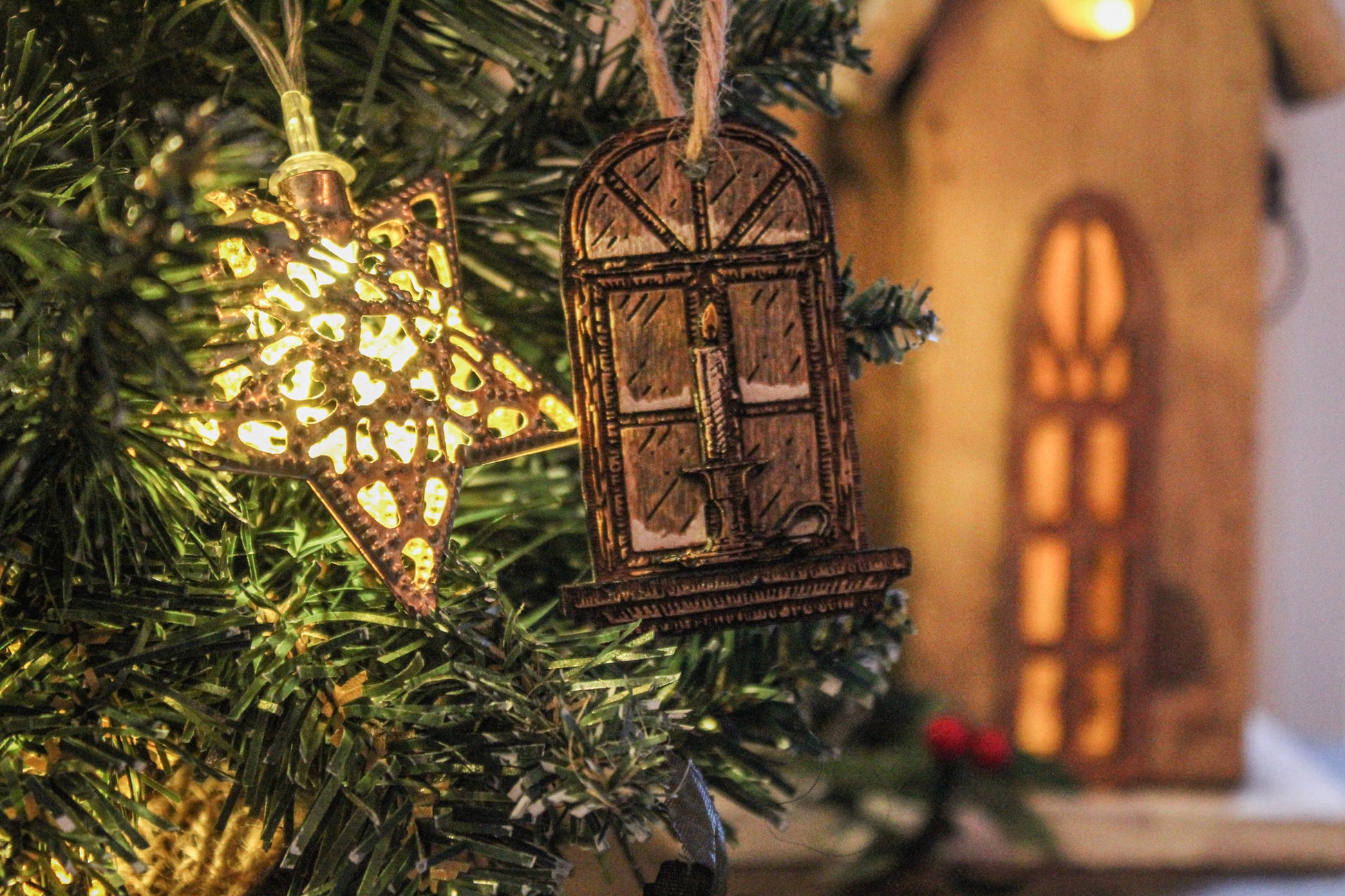 Candle In Window Bauble image 8