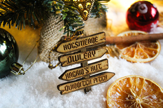 Wizarding Locations Bauble image 0