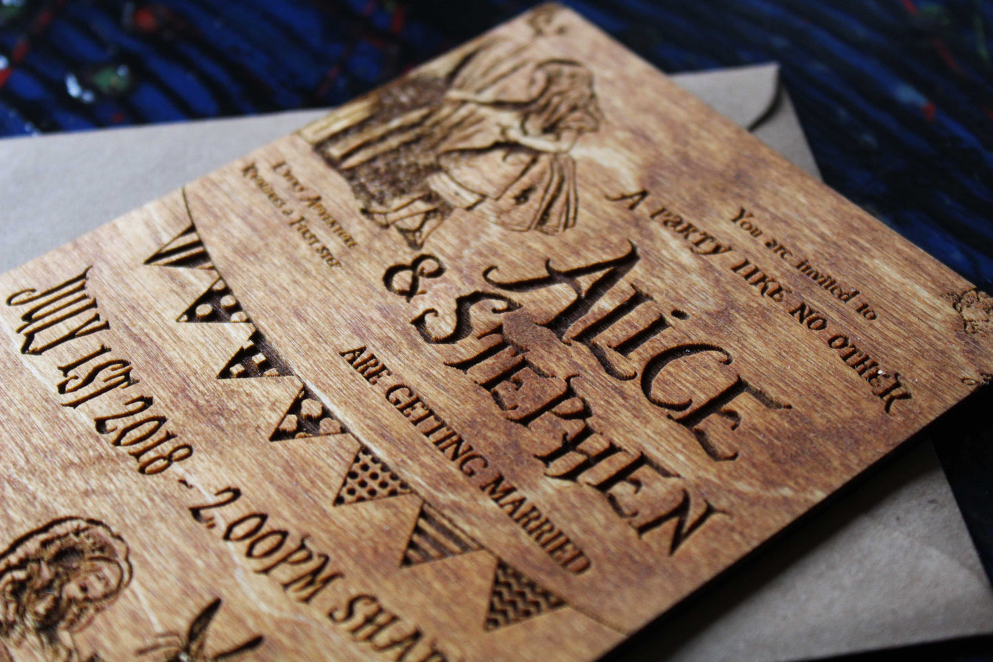 Alice in Wonderland Wedding Invitations (Set of 10) image 4