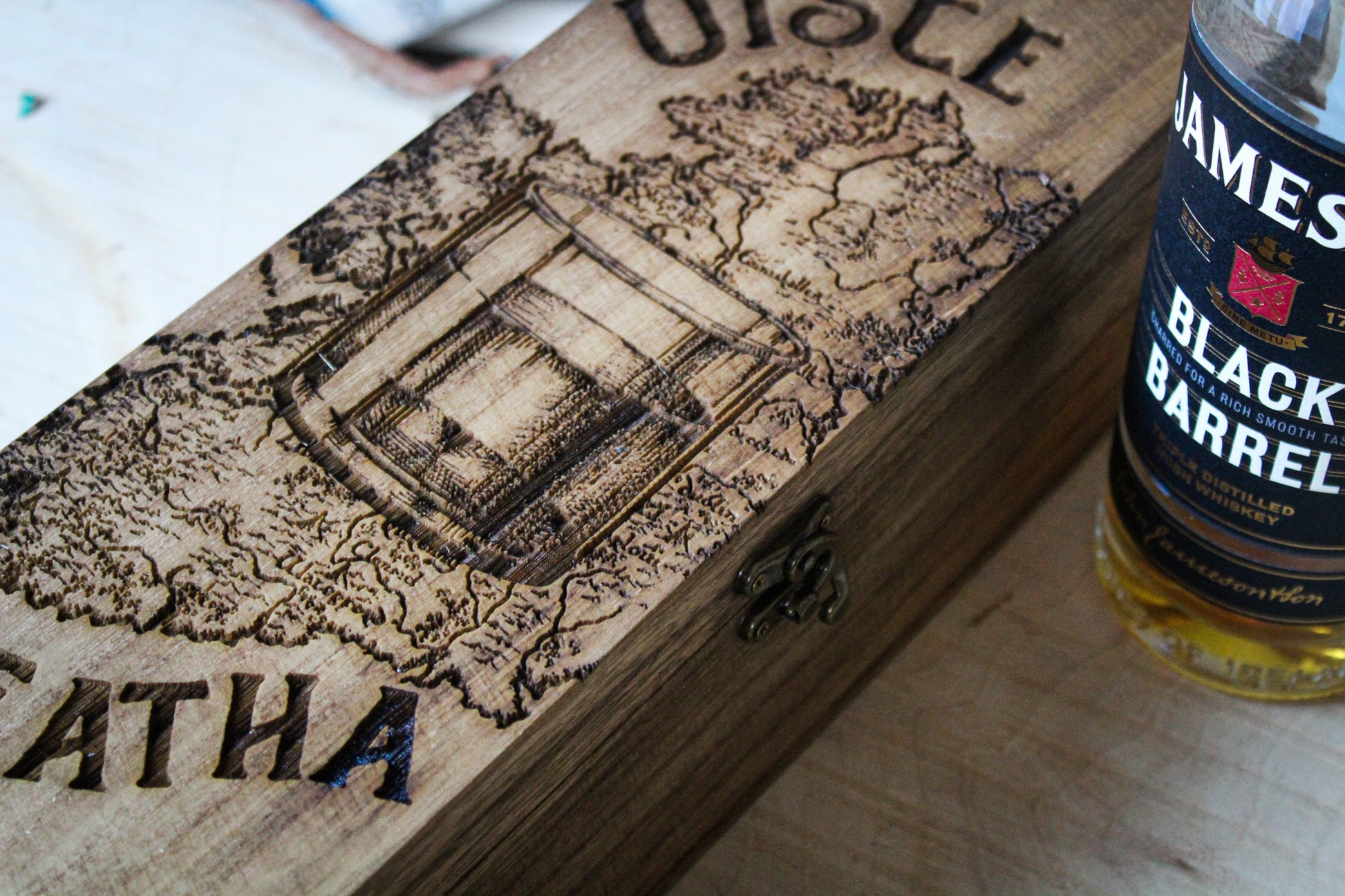 Uisce Beatha Drink Box image 4
