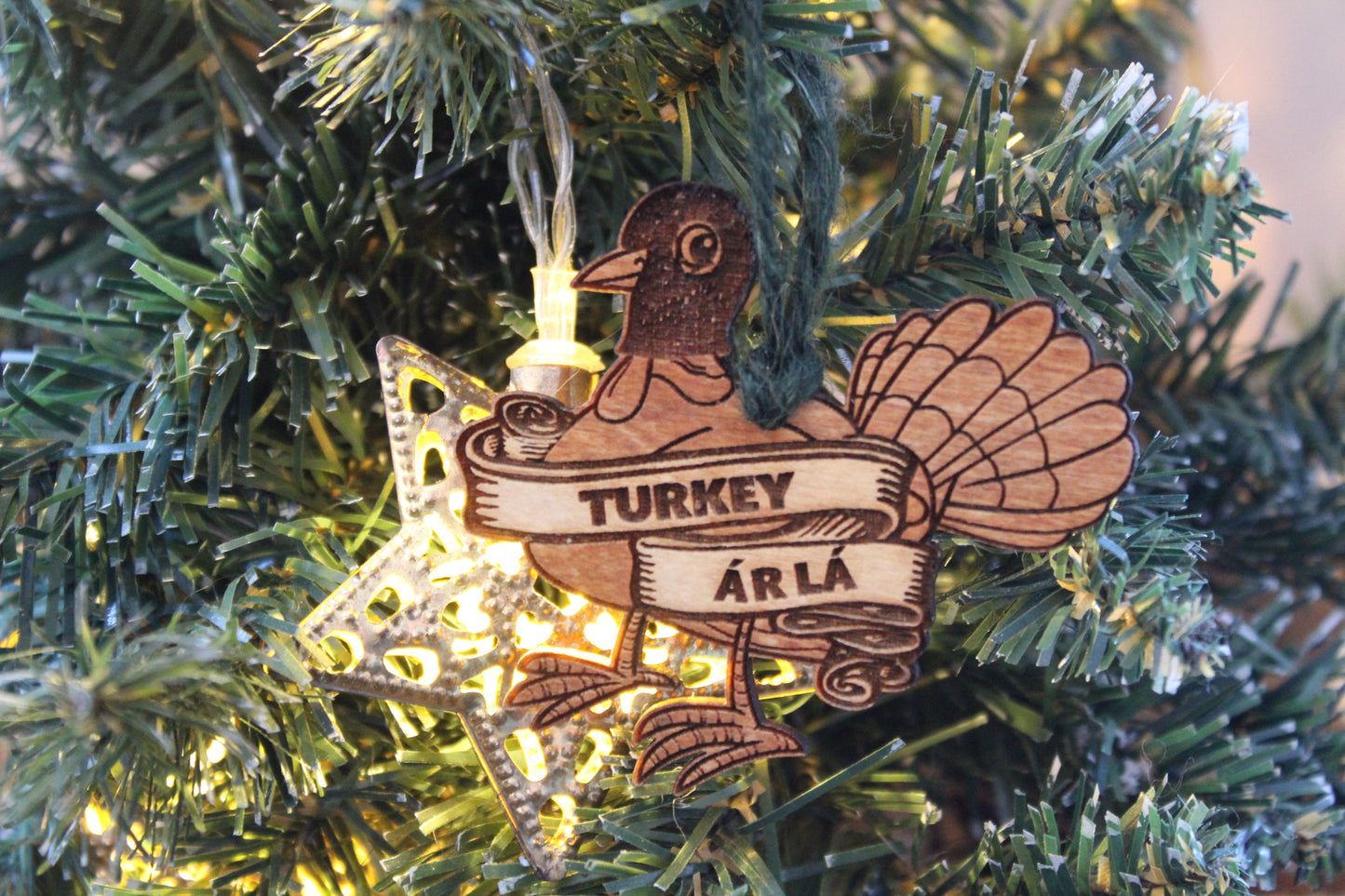 Turkey Ár Lá Bauble image 1