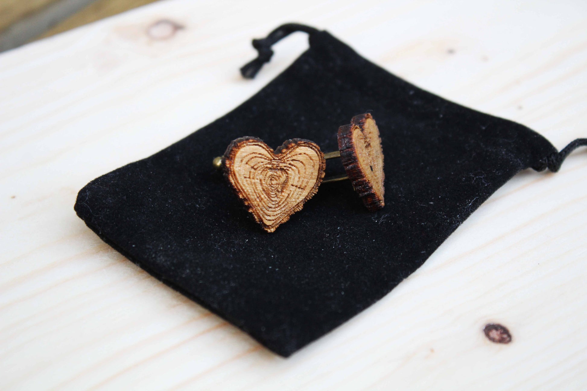 Log Heart Cufflinks image 3