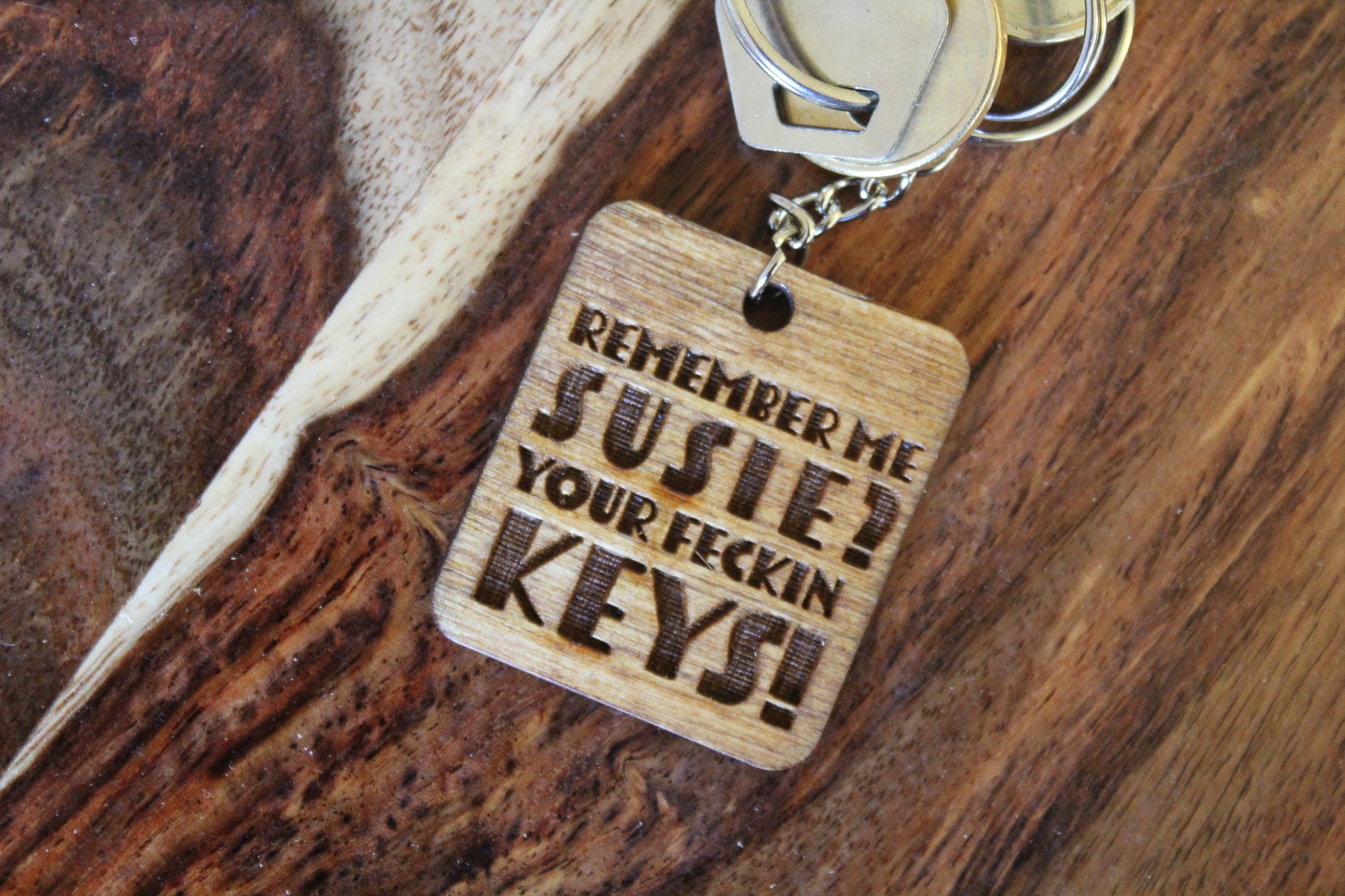 Personalised Remember your Keys Keyring image 3