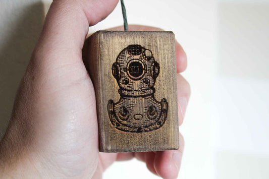 Diving Bell Light Pull image 0