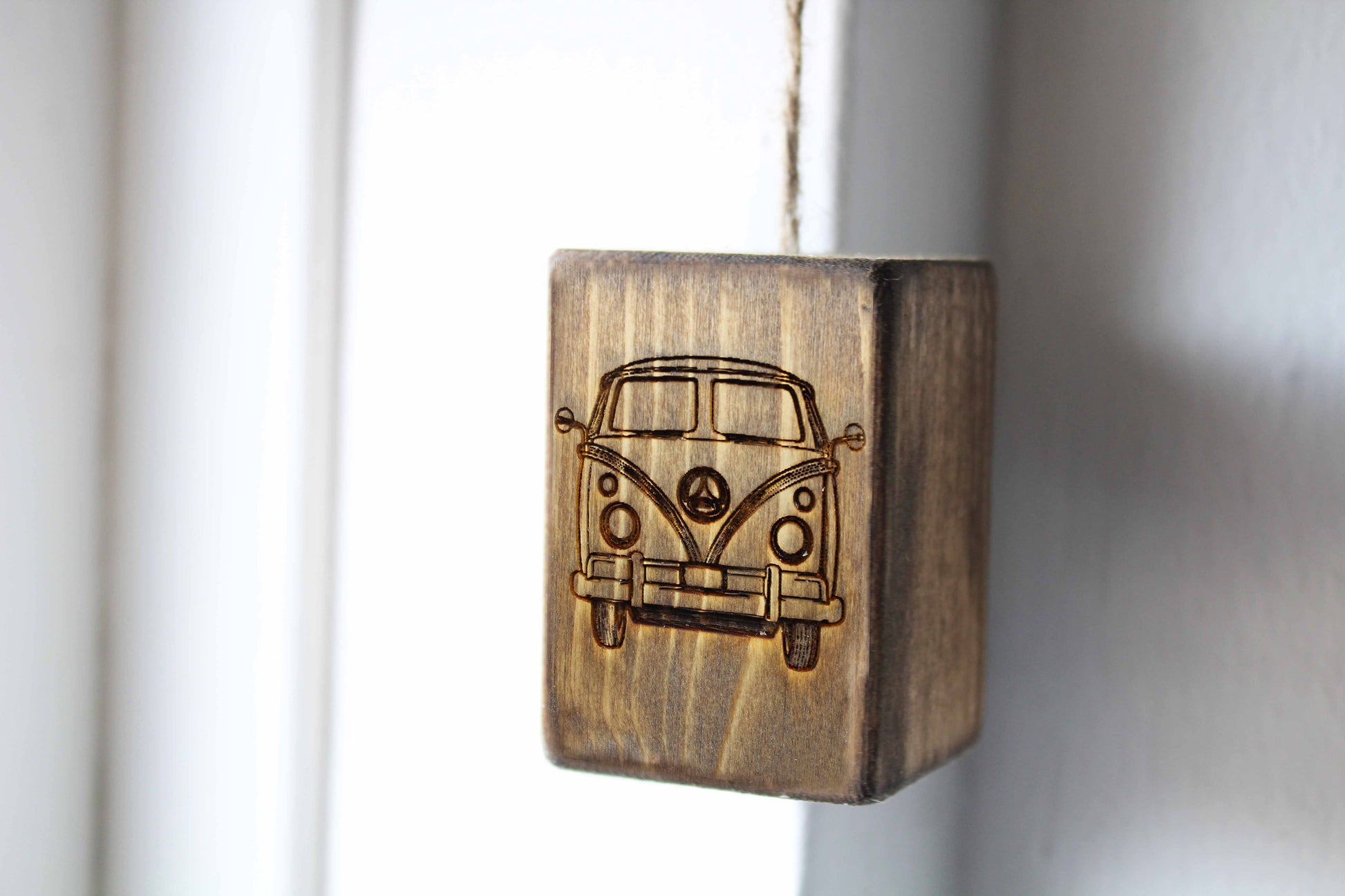 Retro Campervan Light Pull image 1