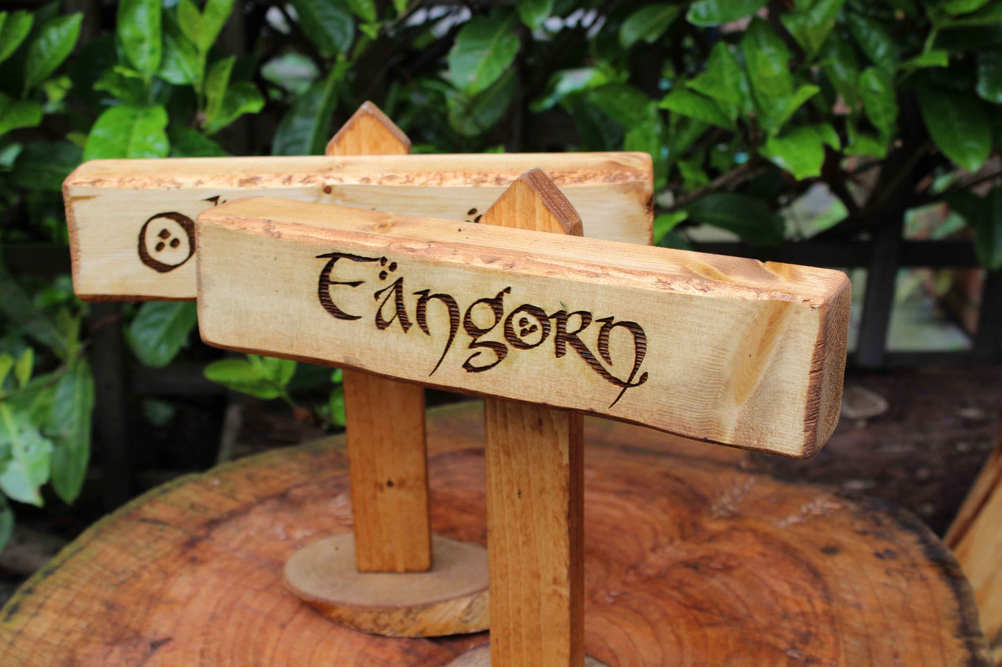 Lord of the Rings Table Sign image 9