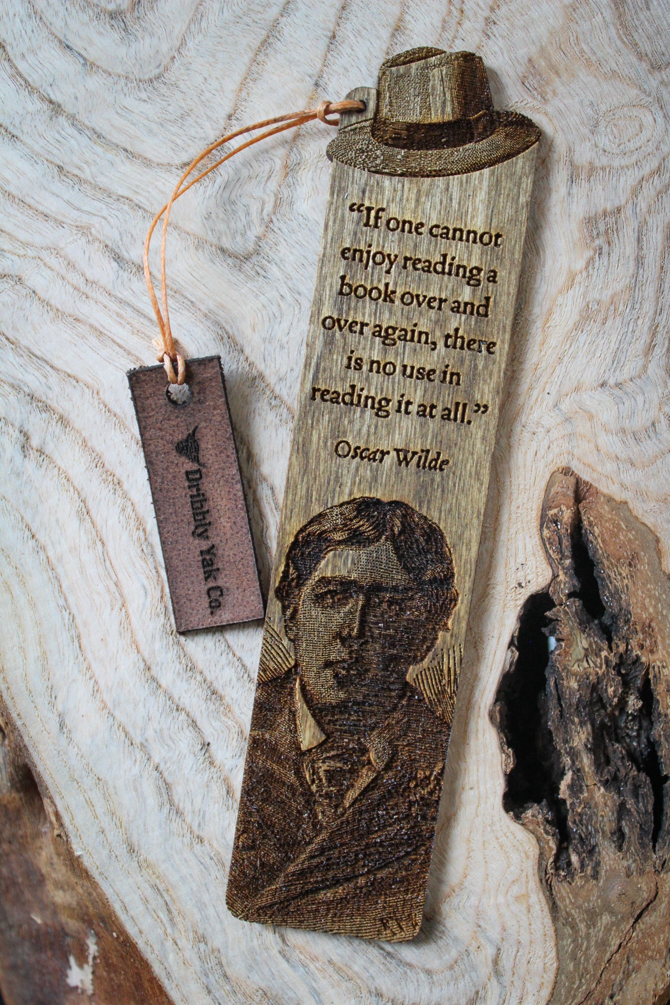 Oscar Wilde Bookmark image 1