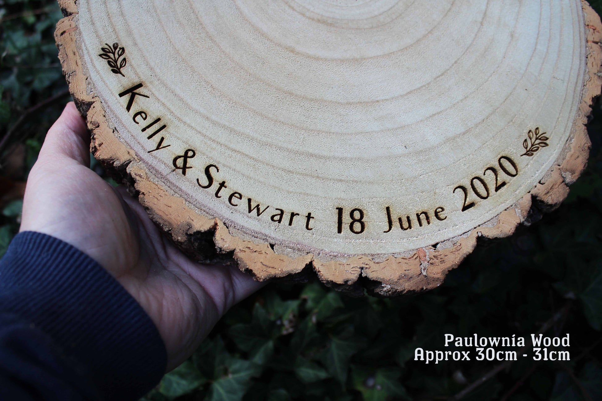 Leaf Log Slice Cake Display image 6