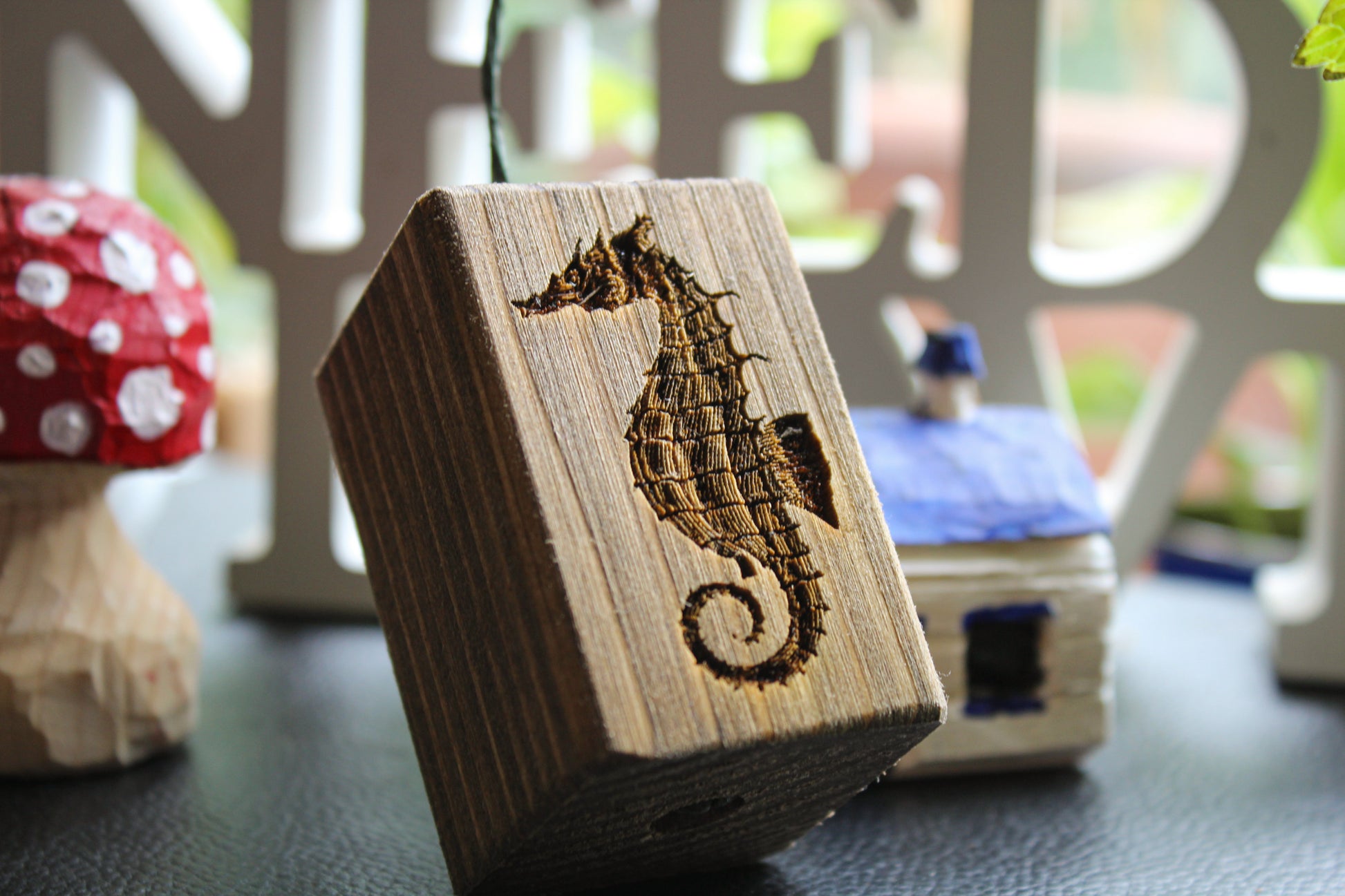 Seahorse Light Pull image 0