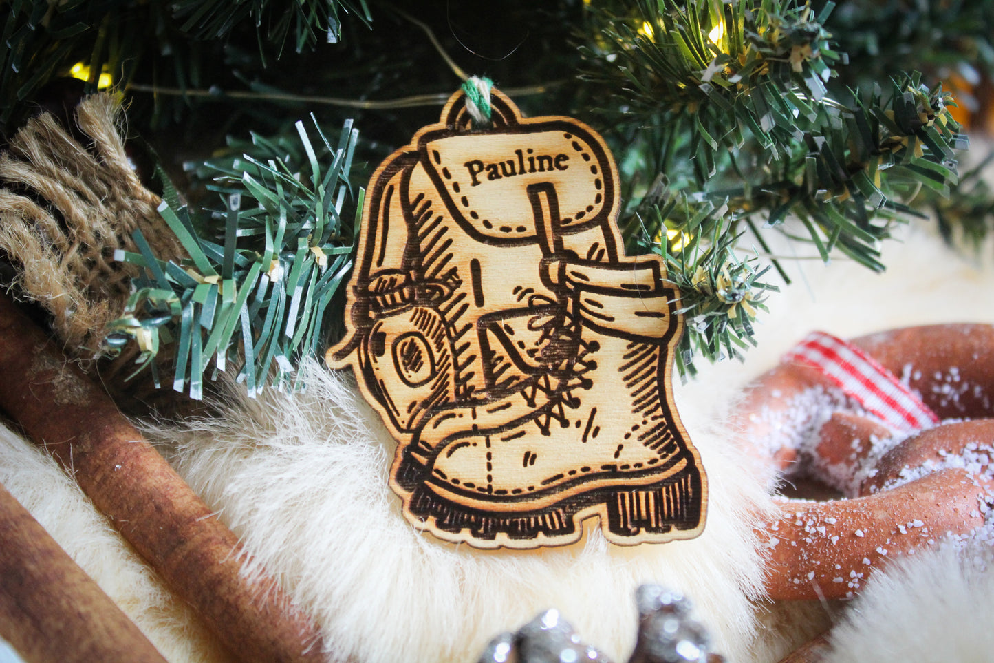 Hiking Bauble image 3
