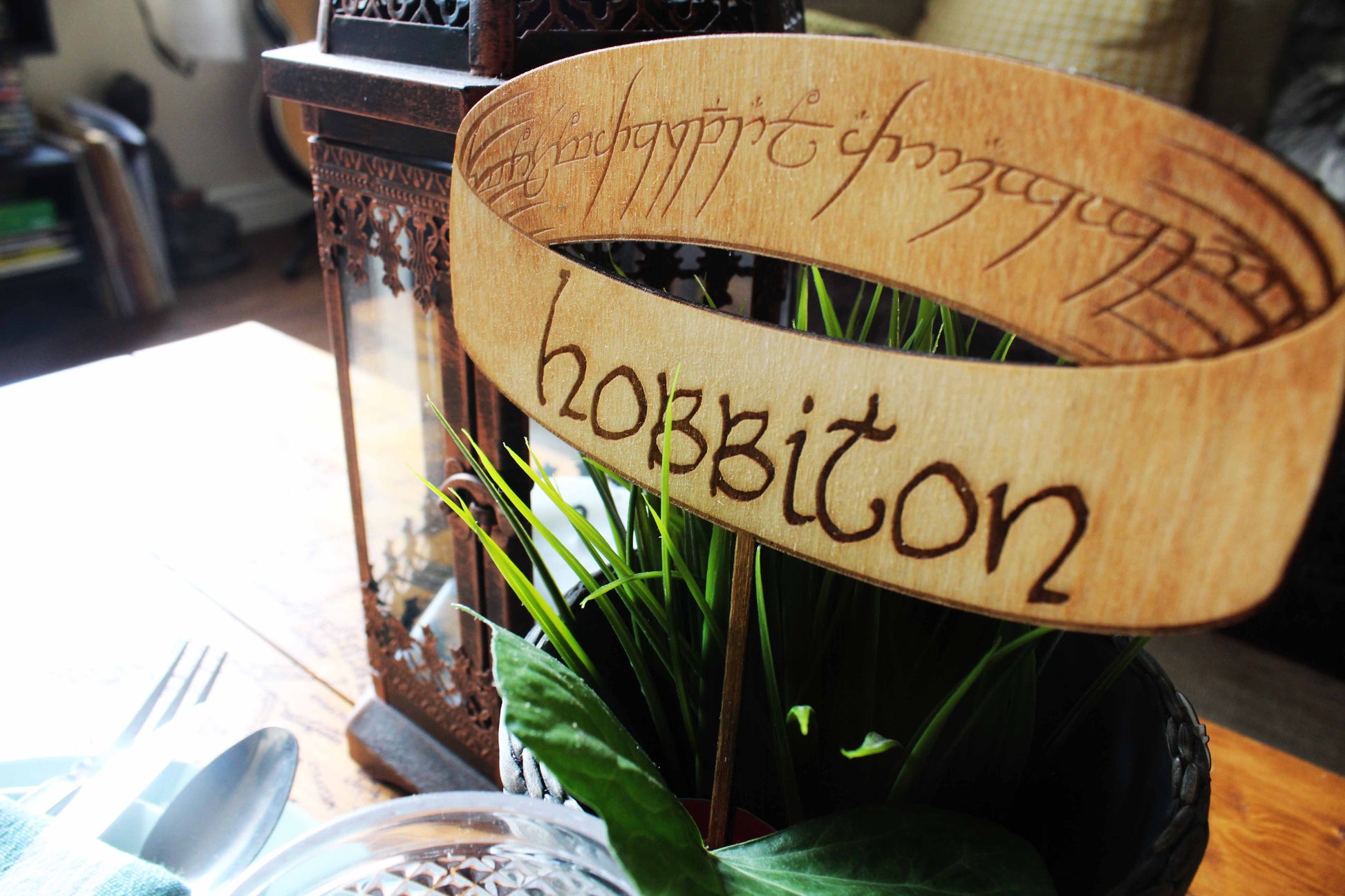 One Ring Table Sign image 0